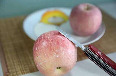 吃苹果要削皮？科学仪器告诉你如何吃苹果